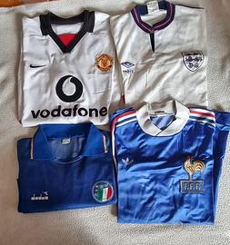 Magliette-Pantaloncini-Calzini da calcio