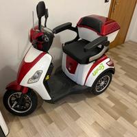 Scooter elettrico per disabili e non