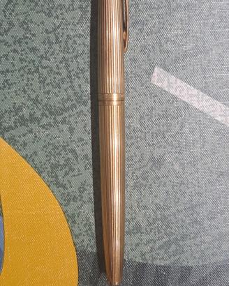 Penna Stilografica Waterman C/F Placata In Oro 18K