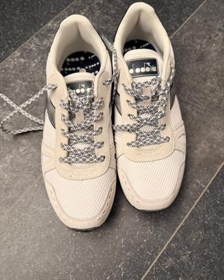 Sneakers Diadora Simple Run Wn N. 39