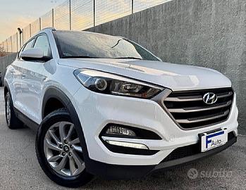 Hyundai Tucson 1.7 CRDi,Navi,Retrocamera,Led diurn