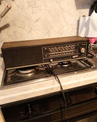 radio modernariato anni '70 MIVAR R40C 