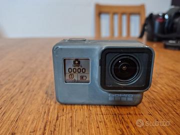 GOPRO Hero5  + Accessori 