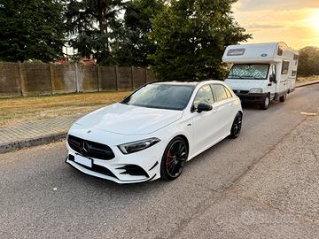 MERCEDES A35 AMG