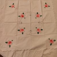 Lotto 2 Tovaglie / Centrotavola Quadrati Vintage