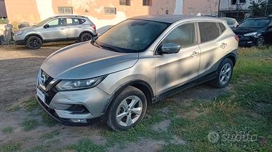 Nissan Qashqai 1.5 dCi Acenta SINISTRATO
