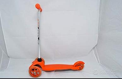 Monopattino Micro Mini Arancione - 3 ruote