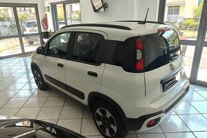 Fiat Panda 1.0 FireFly S&S Hybrid City Cross Neopa