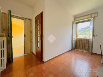 CASA INDIPENDENTE A SAN MARTINO VALLE CAUDINA