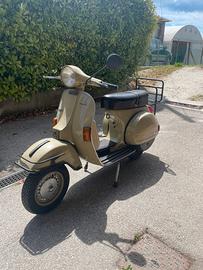 Vespa PX125 E