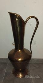 Vaso in metallo 