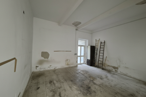 Magazzino/Garage Via megara 200MQ