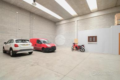 CAPANNONE A TREVIGLIO