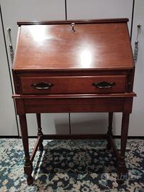 secretaire Pizzetti