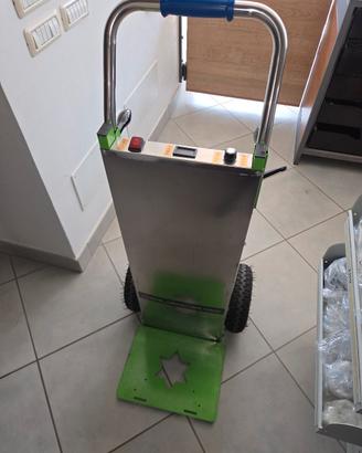 Carrello sali scale elettrico motorizzato