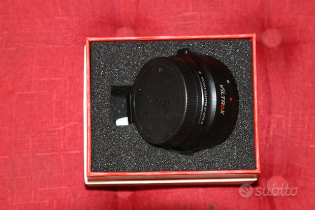 Canon eos m50 con obbiettivo 15-45 mm