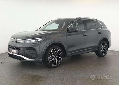 Volkswagen Tiguan Tiguan 2.0 tdi R-Line Plus 4moti