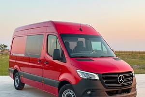 Mercedes Sprinter 319