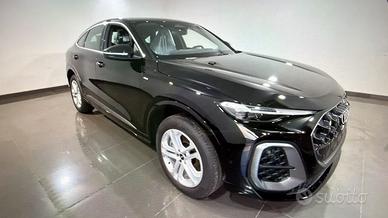 Audi Q5 40 TDI 204 CV quattro S tronic Identity Bl