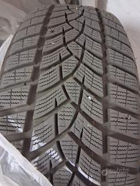 4 gomme invernali GoodYear 205/55 R19 97V