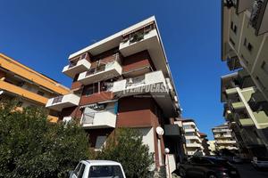 TRILOCALE IN ZONA ESCLUSIVA