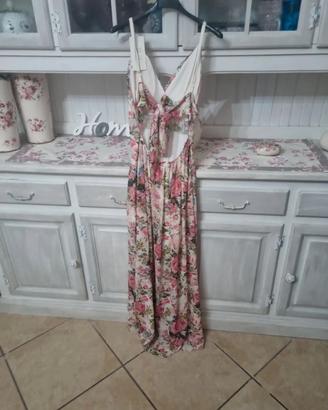 Vestito lungo spacco laterale