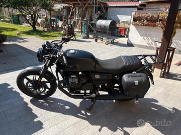 Guzzi v7 stone