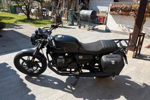 Guzzi v7 stone