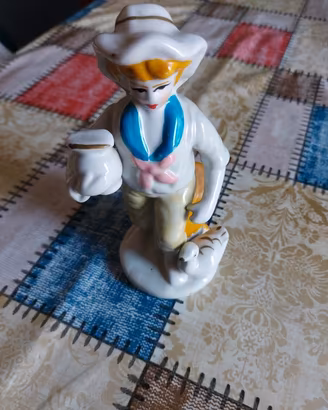 Statuetta Porcellana Vintage Ragazzo con Oca