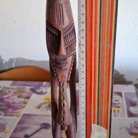 statua africana