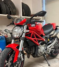 Ducati monster