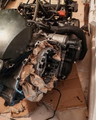 Motore completo Suzuki GSX R 600 K4/K5