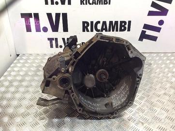 Camnio Renault Megane 6 marce tl4 a030