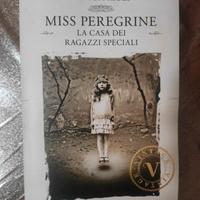 Libro "Miss Peregrine" 