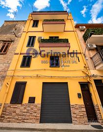 Esclusiva casa indipendente con box e terrazzo