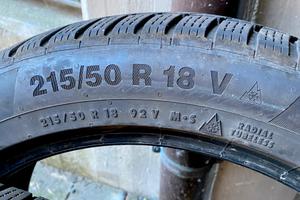 Continetal Winter 215/50 R18