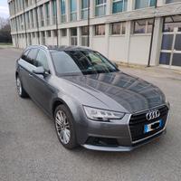 Audi - 40 g-tron S tronic Business Advanced