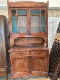 Credenza antica in legno
