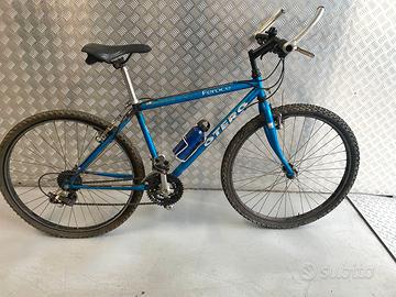 bicicletta mountain bike ruote 24