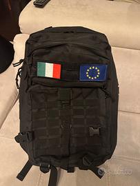 ZAINO TATTICO MILITARE NERO *USATO SOLO UNA VOLTA*