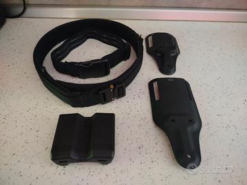 Cinturone Helikon più accessori