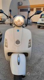 Vespa 200