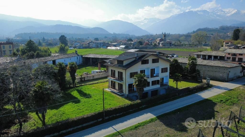 Casa – Campiglione-Fenile, Fenile - Vista 2