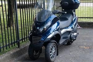 Piaggio MP3 400cc