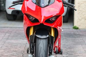 Ducati Panigale V4S