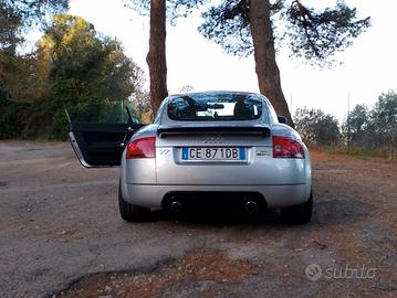 Audi - 2000