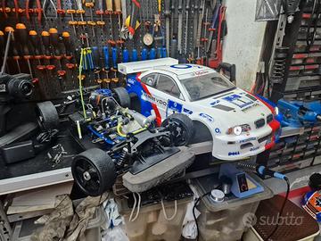 auto bmw rc 1/8 kyosho inferno