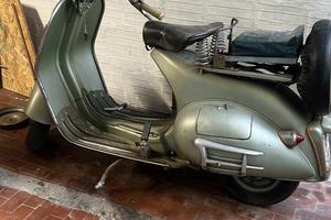 Vespa faro basso