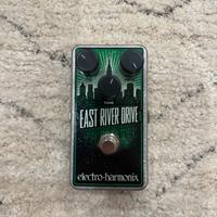 Pedale Electro-Harmonix East river Drive