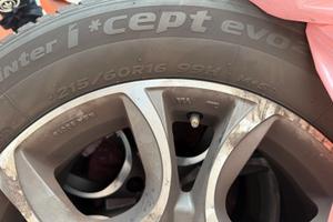 Cerchi più gomme invernali Hankook nuove